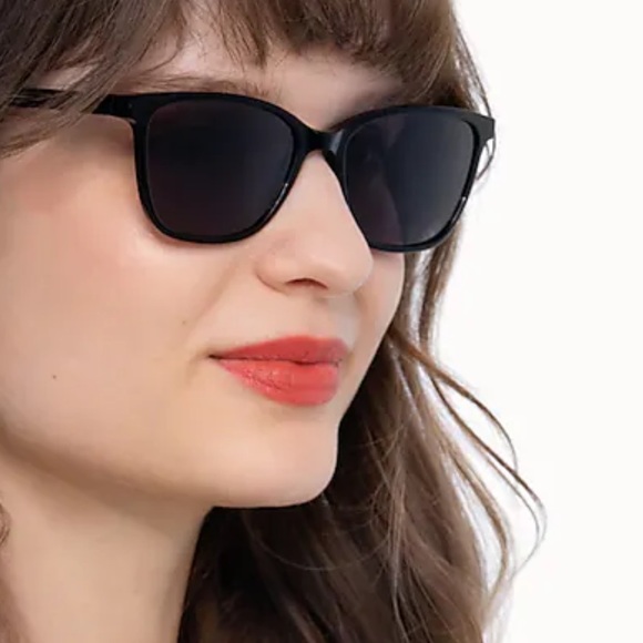 Halle Black Sunglasses with Fade Lenses - Picture 2 of 7